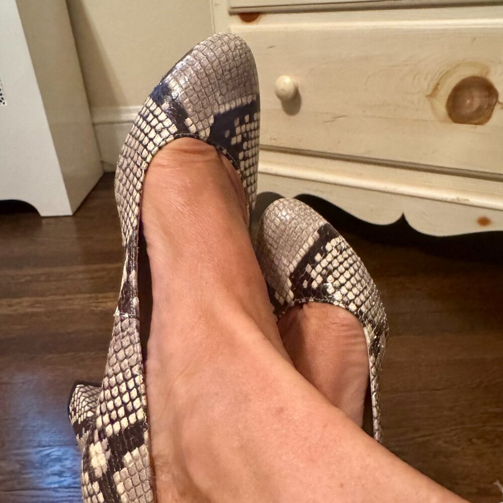 LK Bennett pumps - Picture 8 of 10